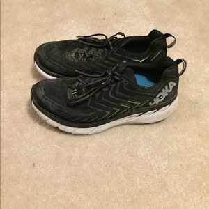 Hoka Clifton 4